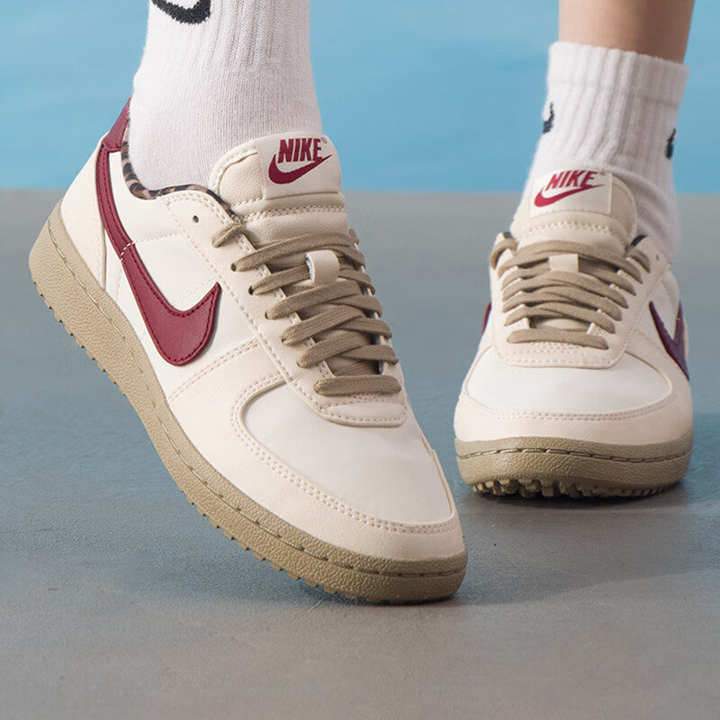 Nike Womens Sport Tennis Shoes – Outdoor Lighting Hong Kong Bewertung und Preis