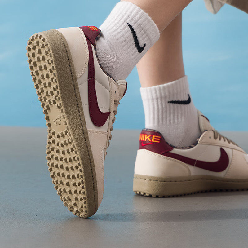 Nike Womens Sport Tennis Shoes – Outdoor Lighting Hong Kong Bewertung und Preis